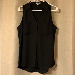 Express sleeveless Portofino shirt.